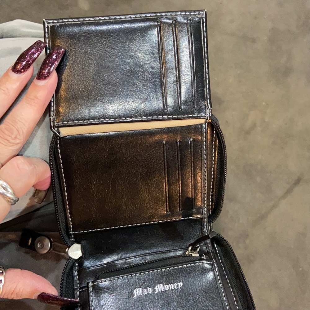 Purse - Picture 9 of 10